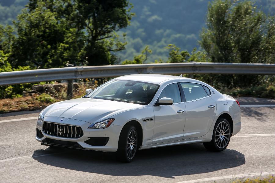  Maserati Quattroporte GTS GranSport 2016 года  (фото 29 из 46)